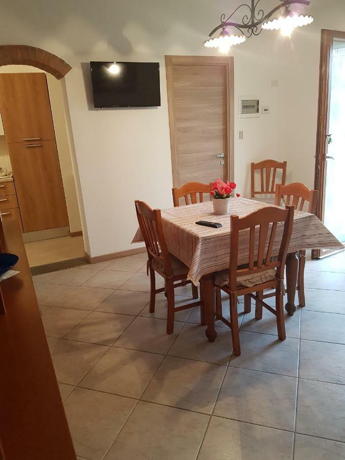 Villa Lory אלביניה מראה חיצוני תמונה